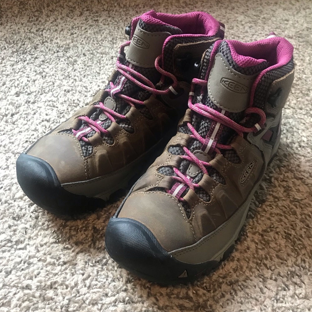 Keen women's hiking boots
